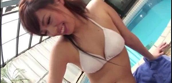  Keito Miyazawa hot girl fucked at the pool